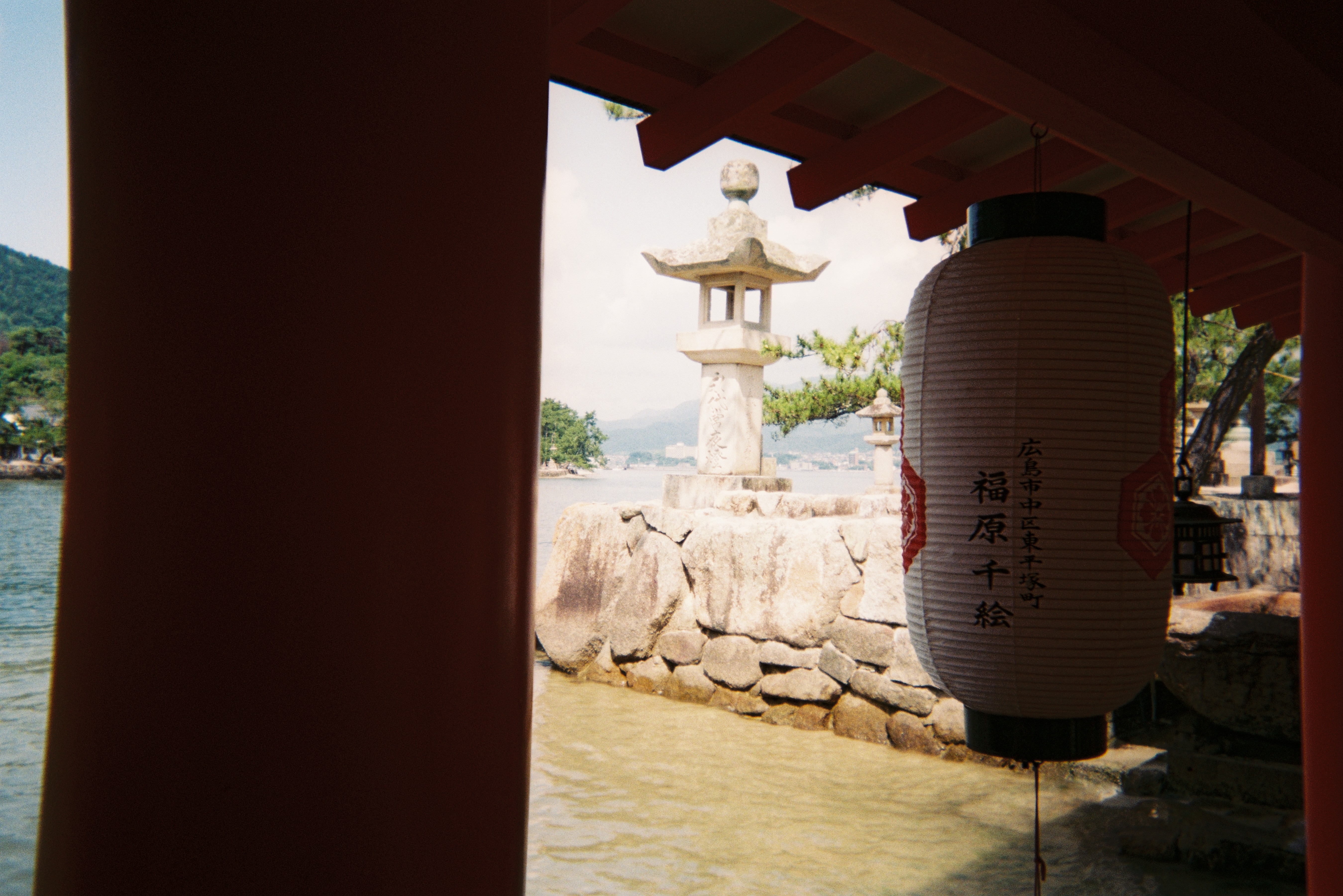 Picture of an open-air corridor of Itsukushima Shrine in Hiroshima